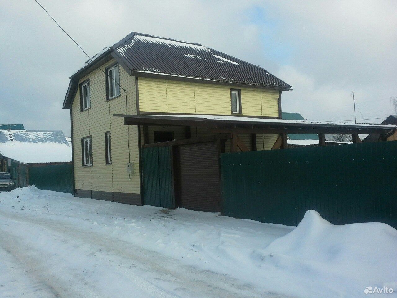 Дом 102 м² на участке 5 сот.