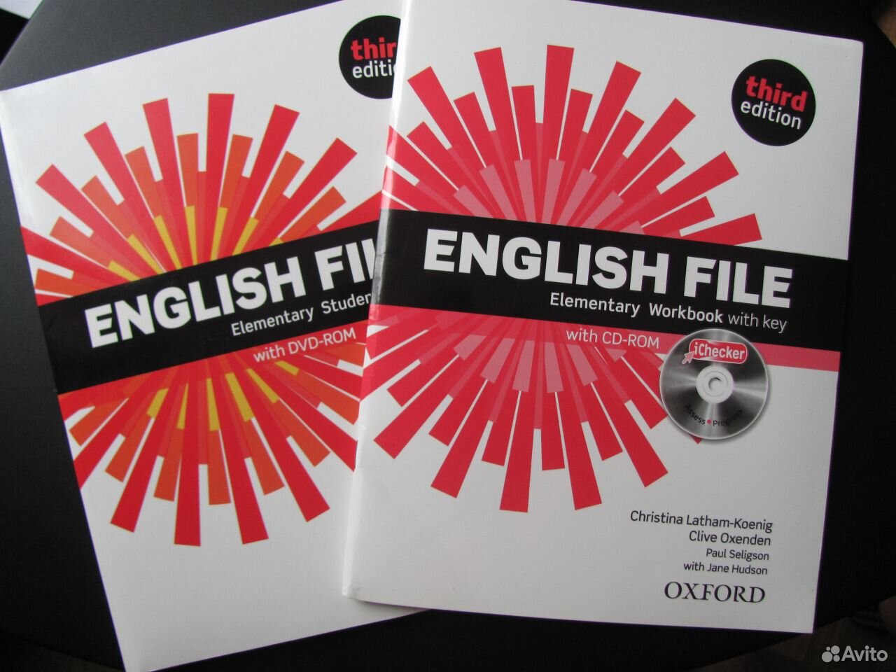 English file elementary 3rd edition audio. English file 4 Elementary комплект. New English file Elementary третье издание. English file Elementary 4th Edition уровень. Книга English file.