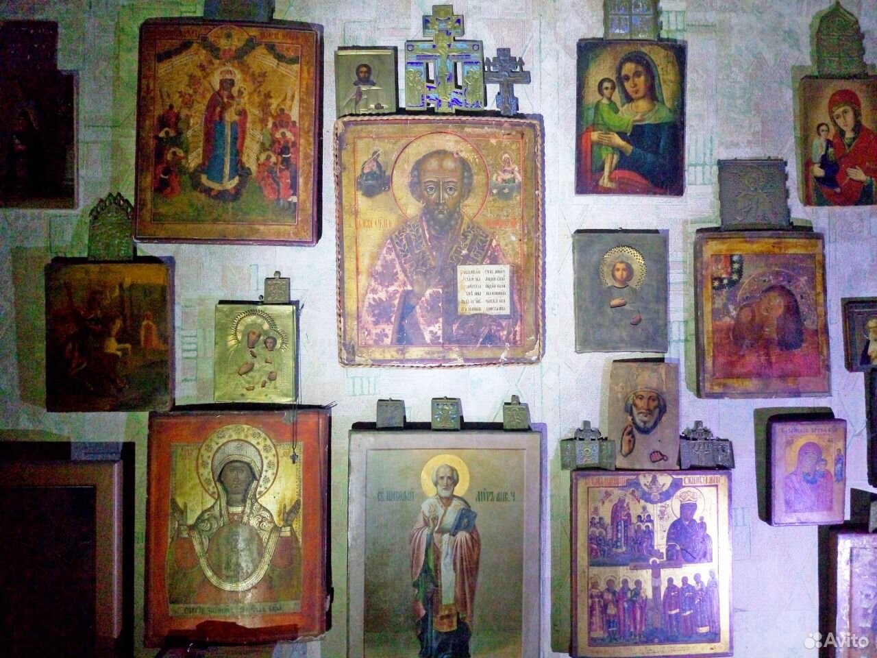 Коллекция антикварных икон
