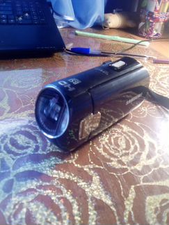 Видеокамера SAMSUNG HMX-M20