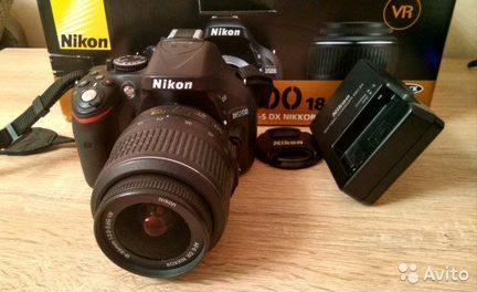 Зеркалка Nikon D5200