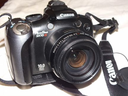 Canon PowerShot SX10 is