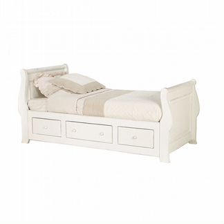 Кровать белого цвета из массива сосны 120x190
