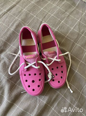 crocs j4