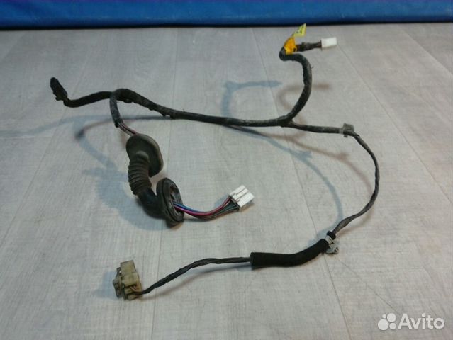 Проводка двери задняя Hyundai Sonata 4 EF 2.0 G4JP