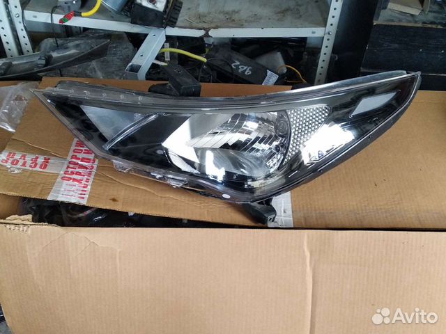 Фара левая Hyundai Solaris 2 рест