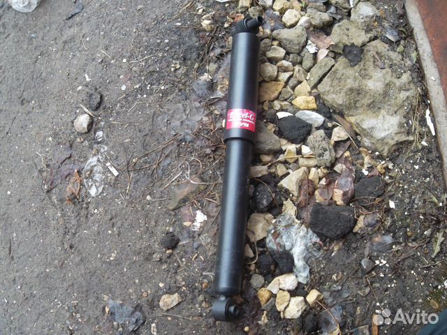 Задний амортизатор Форд Фокус 1