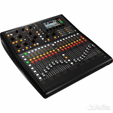 Behringer X32 producer цифровой микшер