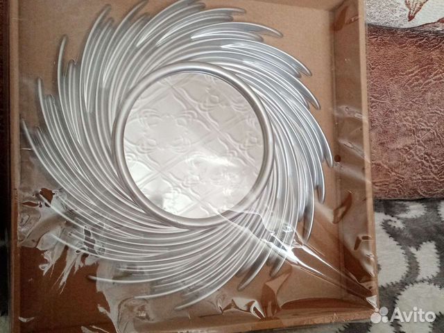 Зеркало интерьерное