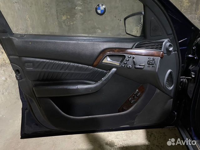 Дверные обшивки Mercedes W220