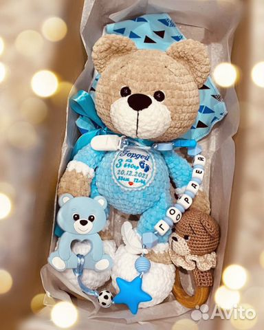 Вязаный плюшевый мишка