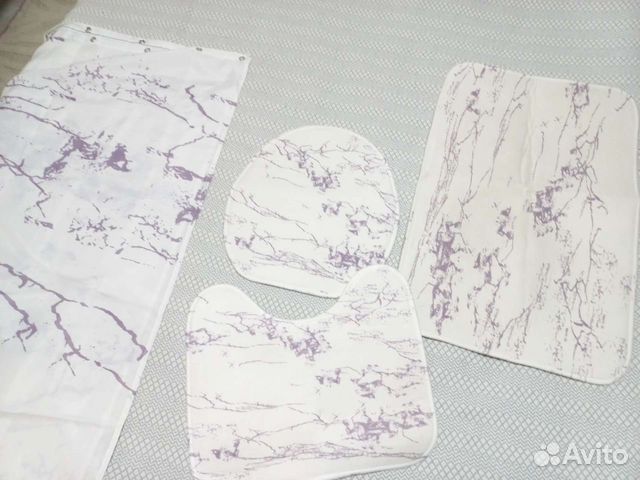 Штора и коврики для ванной