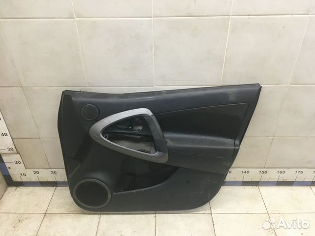 Обшивка двери передней правой RAV 4 2006-2013