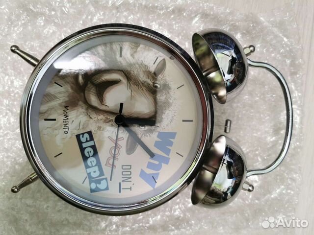 Часы будильник