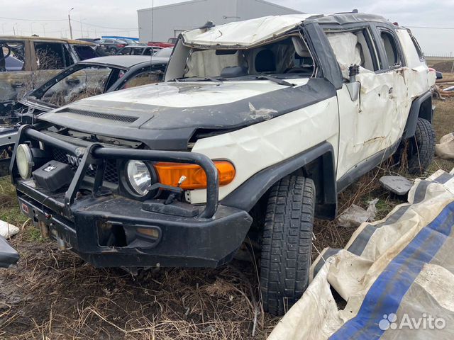 Toyota FJ cruiser GSJ15L В полный разбор