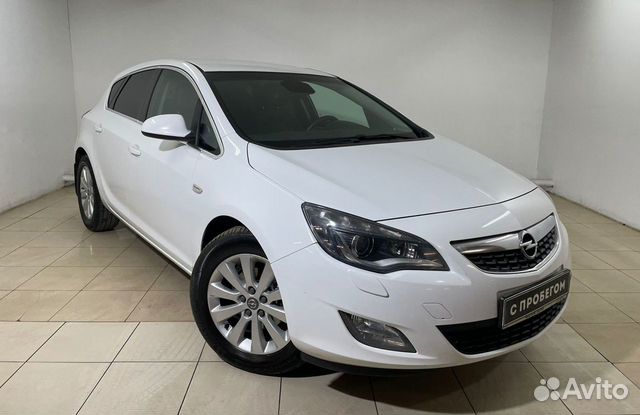 Opel Astra `2010