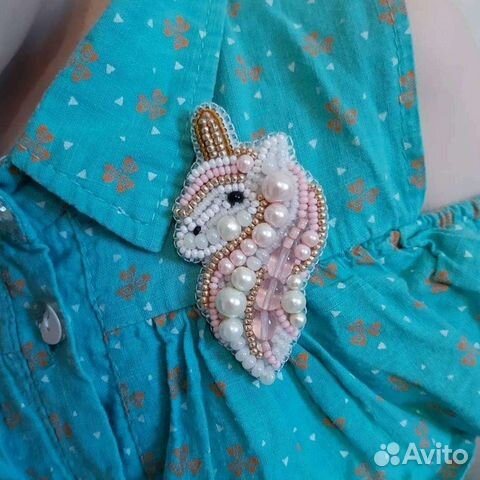 Брошь из бисера Единорог