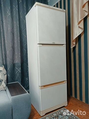 Холодильник трехкамерный Stinol Италия No frost