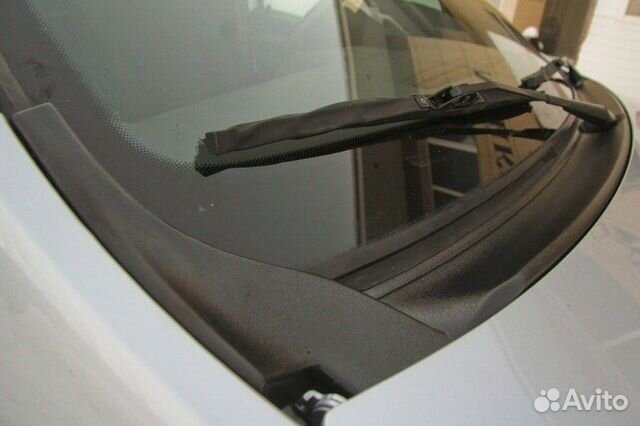 Накладка в проем стеклоочистителя (Жабо) Ларгус