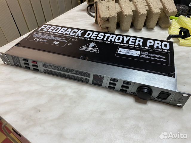 Подавитель обратной связи Behringer FBQ2496