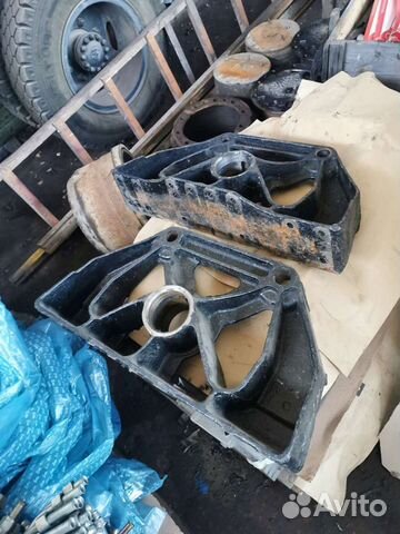 Кронштейн оси балансира краз 250