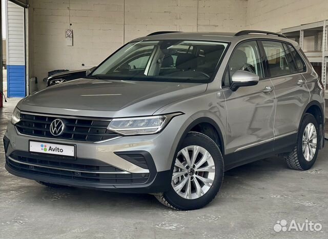 Volkswagen Tiguan 2.0 AMT, 2021, 12 800 км