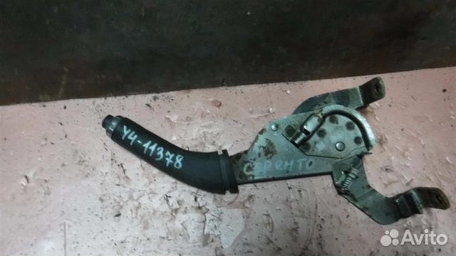 Рычаг стояночного тормоза KIA Sorento I (BL) 2002