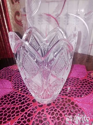 Хрустальная ваза