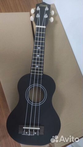 Укулеле гавайская гитара