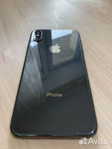 Телефон iPhone X 64gb
