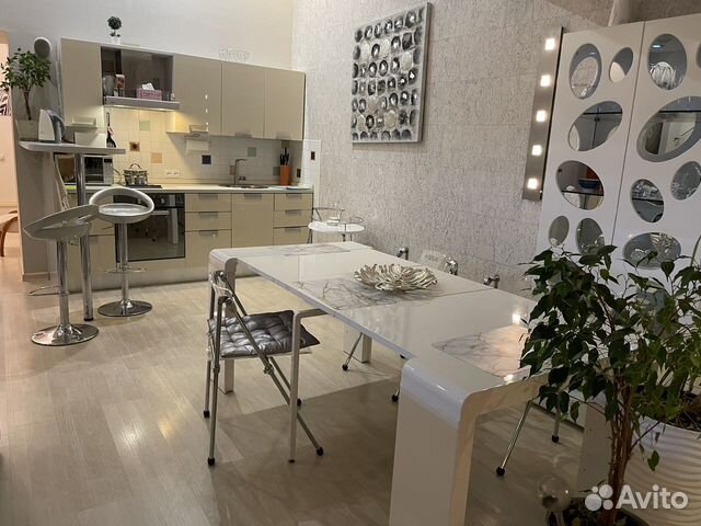 

3-к. квартира, 100 м², 6/6 эт.