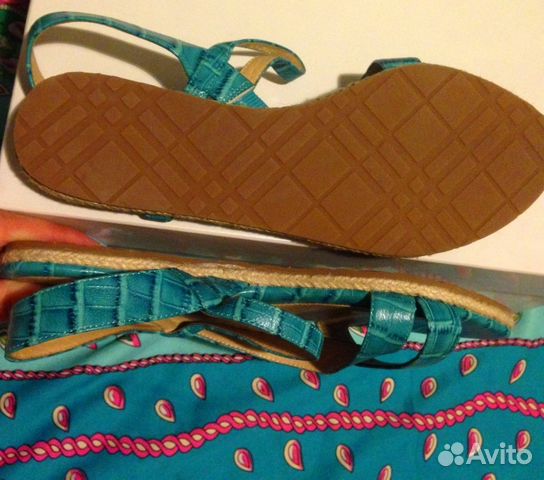 Новые сандалии Burberry и Tory Burch 35-36 бирюза Новые сандалии Burberry и Tory Burch 35-36 бирюза