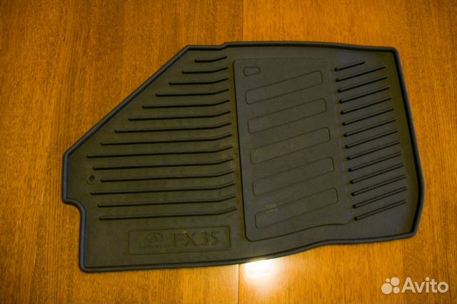 Infiniti FX35 - FX37 Комплект резиновых ковриков