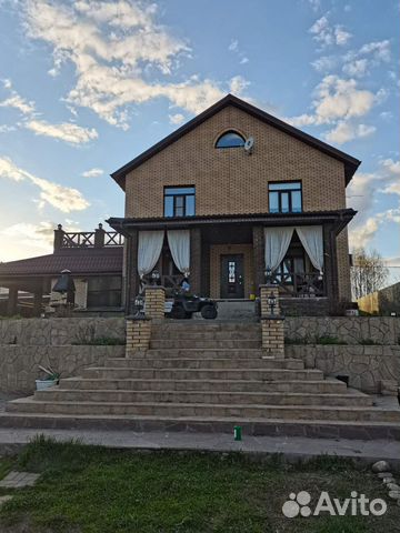 

9-к. дом, 350 м²