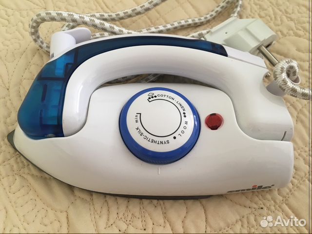 Дорожный утюг Smile SI 1802 Дорожный утюг Smile SI 1802