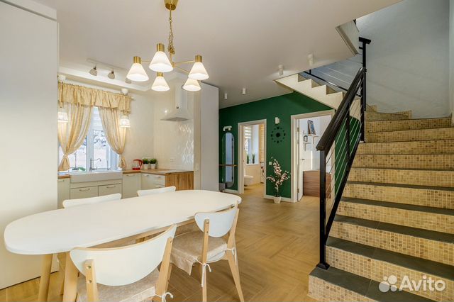 

4-к. коттедж, 140 м²