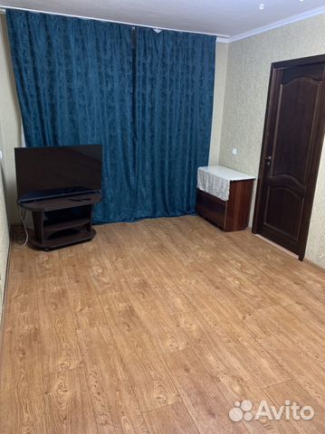 

3-к. квартира, 70 м², 2/5 эт.