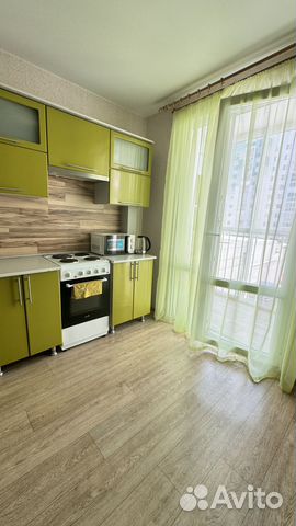 

1-к. квартира, 37 м², 2/10 эт.