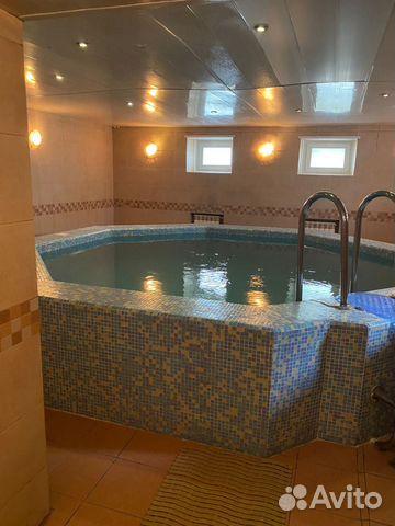 

Коттедж 350 м² на участке 10 сот.
