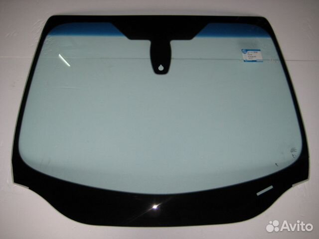 Лобовое стекло Ford Focus 3 Лобовое стекло Ford Focus 3