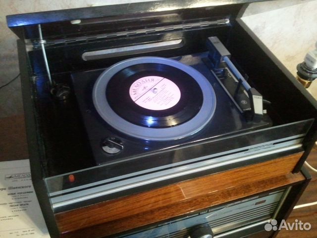 Cтерео радиола Эстония 006 с колонками