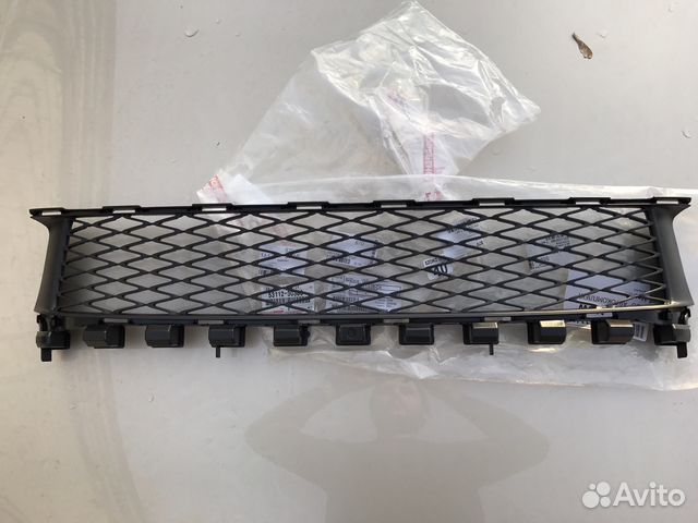 Решетка F-sport 5311230380 Lexus GS250 350 450 12г Решетка F-sport 5311230380 Lexus GS250 350 450 12г
