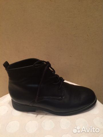 Ботинки осенние новые