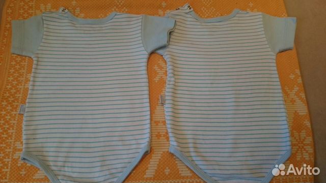 Боди с коротким рукавом для 12-18 месяцев Боди с коротким рукавом для 12-18 месяцев