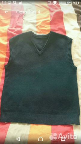 Жилетки и свитер для школы