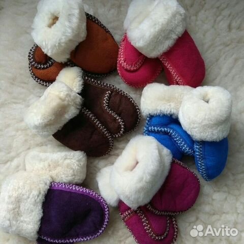 Новые меховые варежки из меха овчины