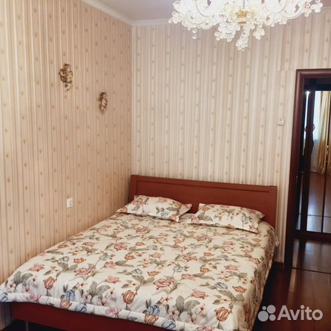 

1-к. квартира, 64 м², 1 кровать