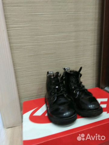 Осенние Ботинки две пары Осенние Ботинки две пары