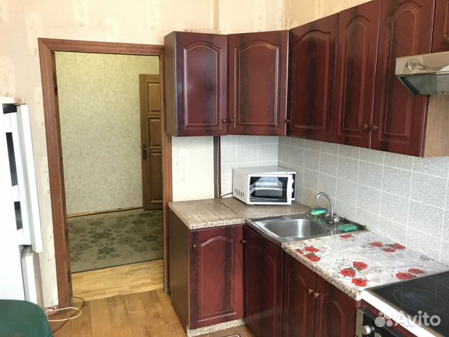 3-к квартира, 100 м², 3/6 эт.