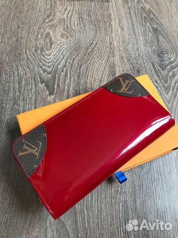 Кошелек Louis Vuitton лаковый Кошелек Louis Vuitton лаковый